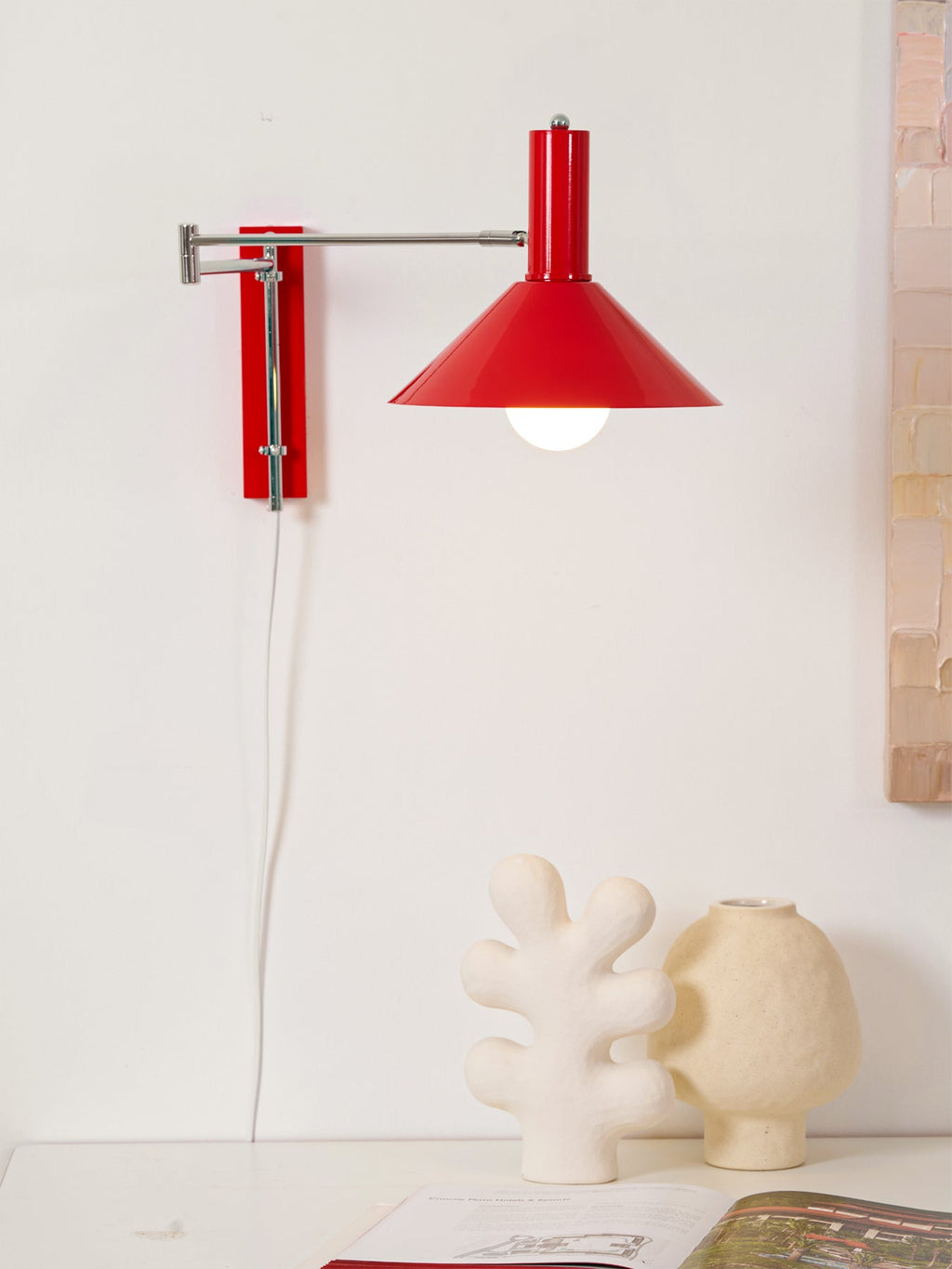 Anvia Plug In Wall Lamp