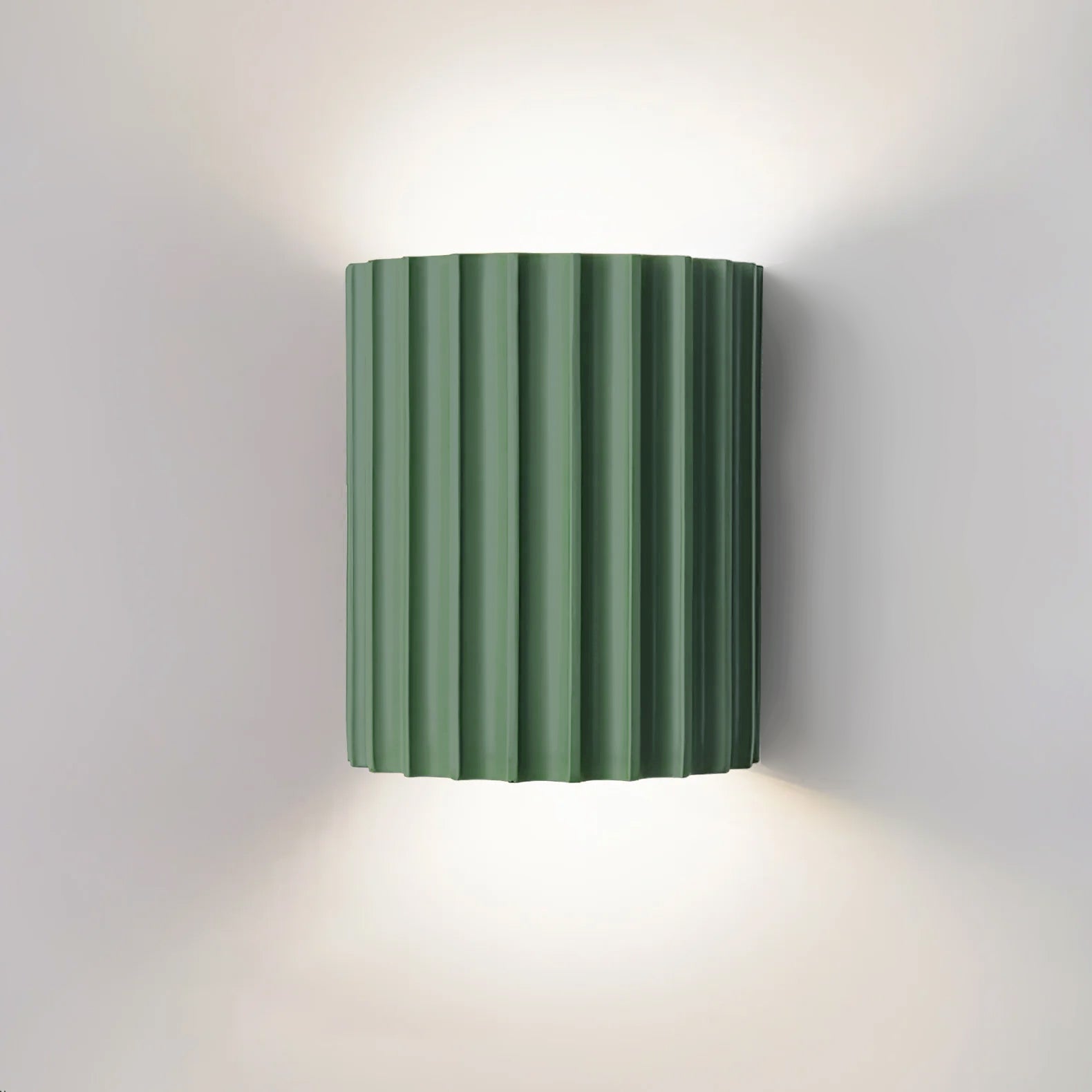 Fluted Resin Wall Lamp