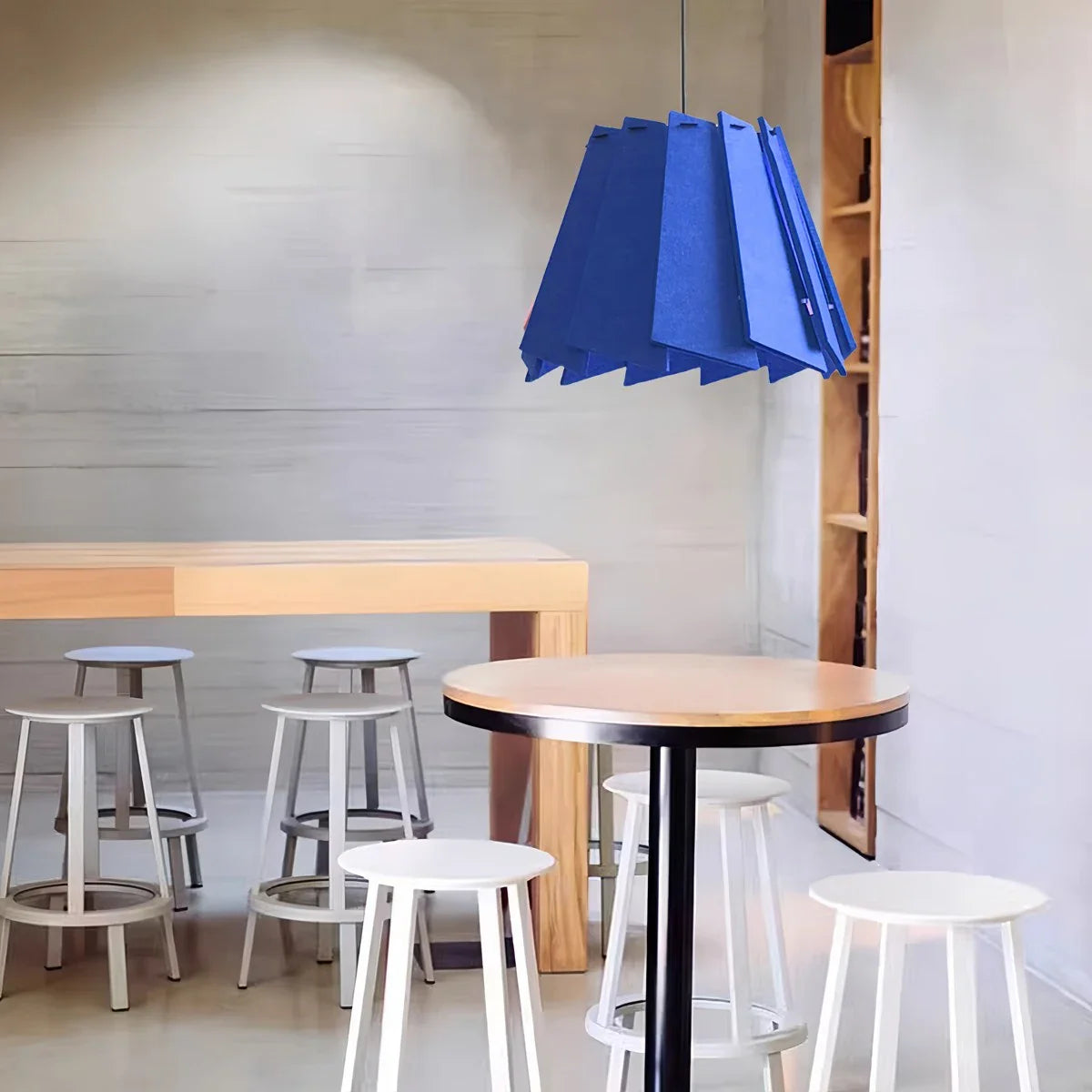 RotatingLeafAcousticPendantLight