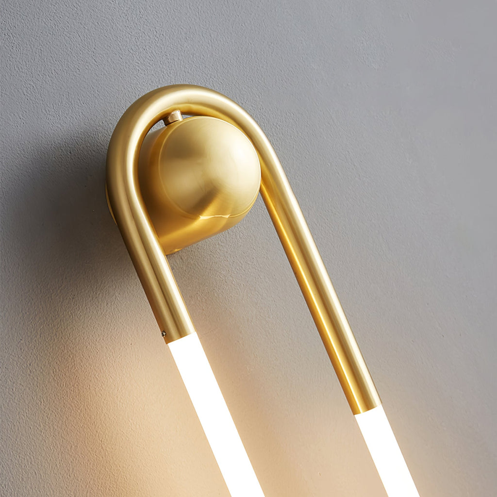 Rudi Loop Wall Lamp