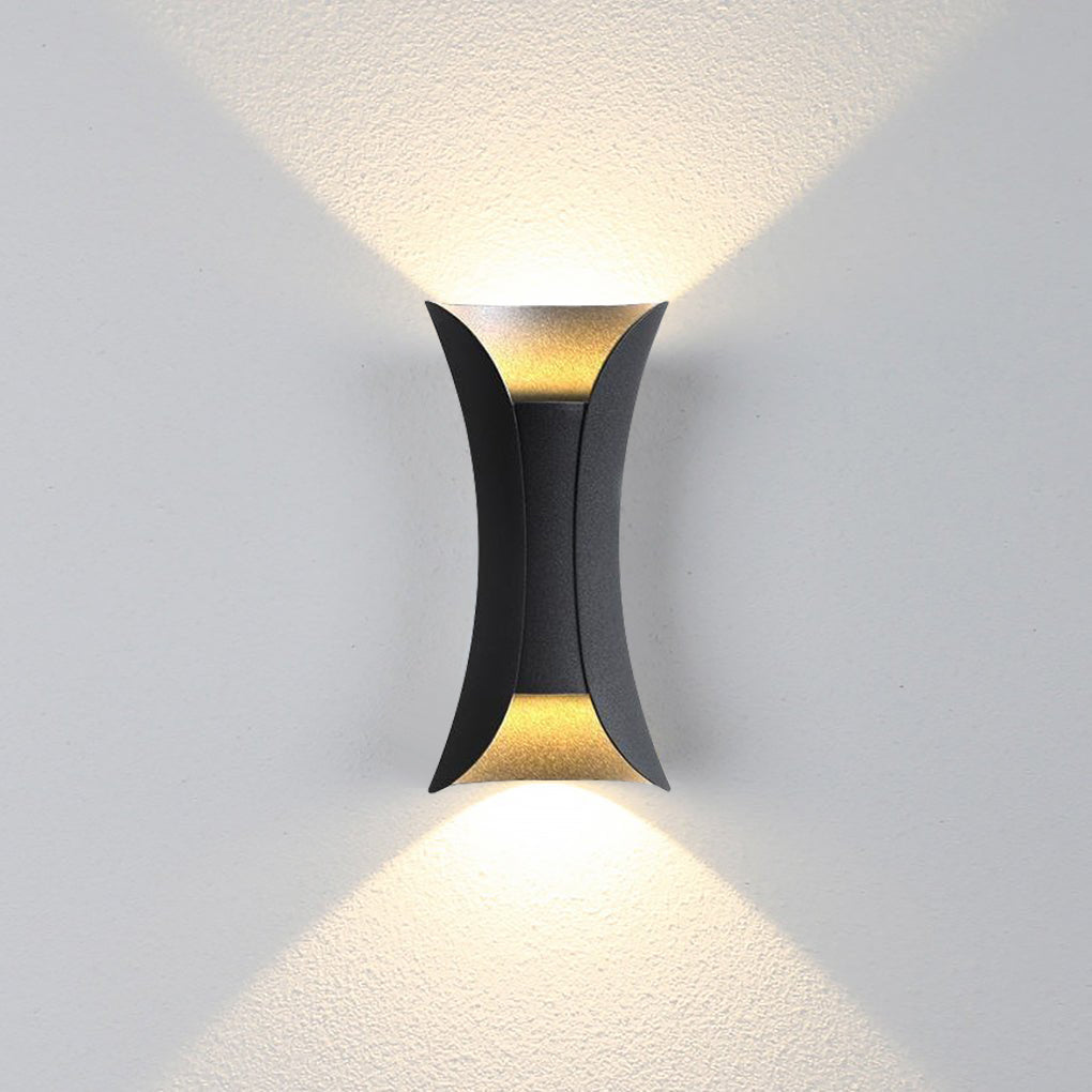 Haown Curved LED Waterproof Outdoor Wall Light